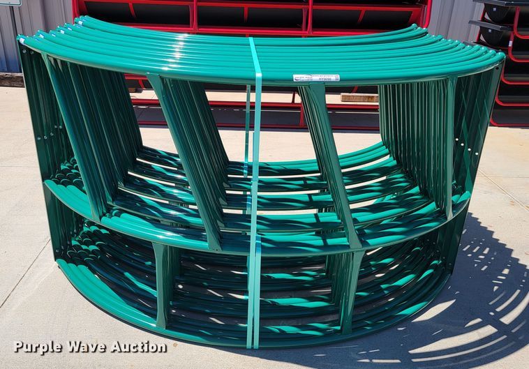 image for item HY9098 (5) B&W PT17020 hay bale feeders