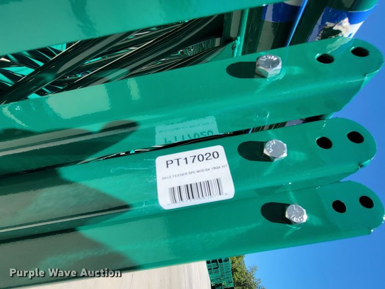 image for item HY9098 (5) B&W PT17020 hay bale feeders