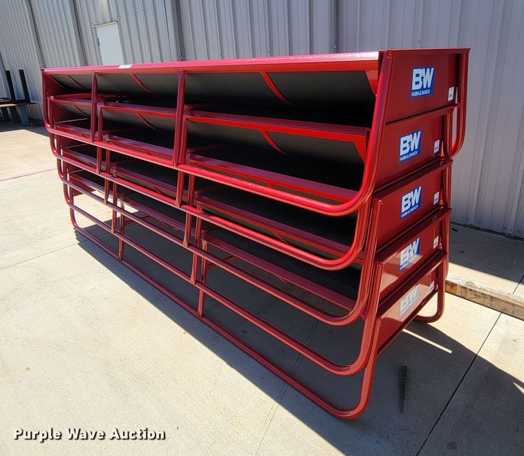 image for item HY9101 (5) B&W PT15067 bunk feeders