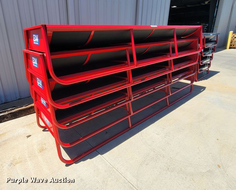 image for item HY9101 (5) B&W PT15067 bunk feeders