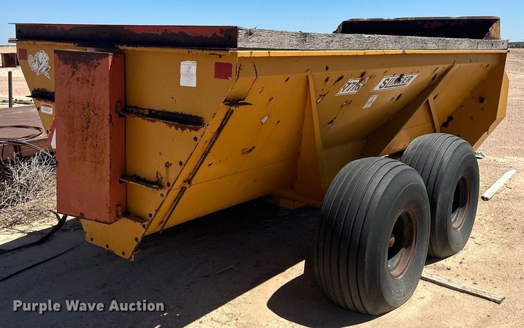 image for item IU9524 knight 7716 Slinger manure spreader