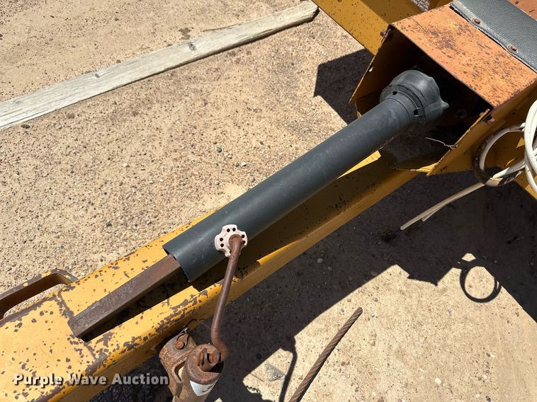 image for item IU9524 knight 7716 Slinger manure spreader