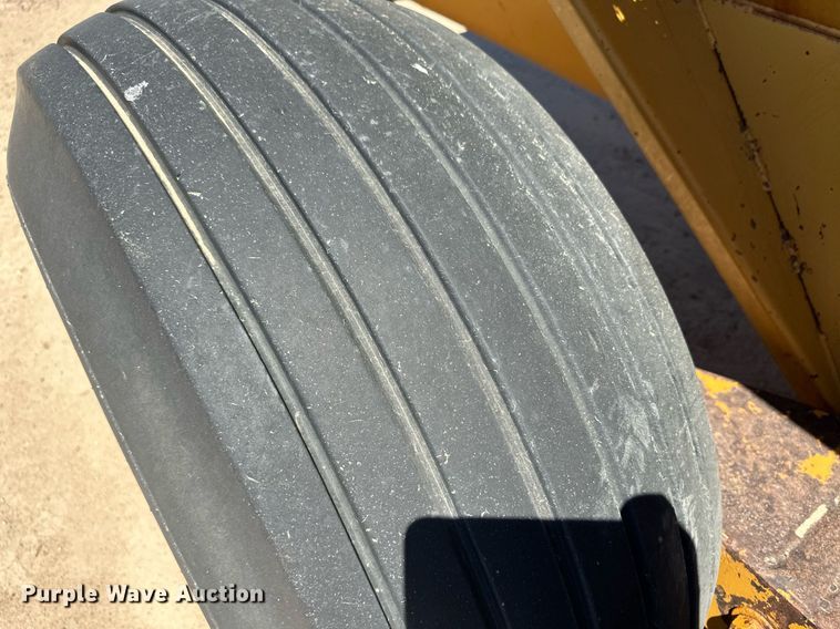 image for item IU9524 knight 7716 Slinger manure spreader