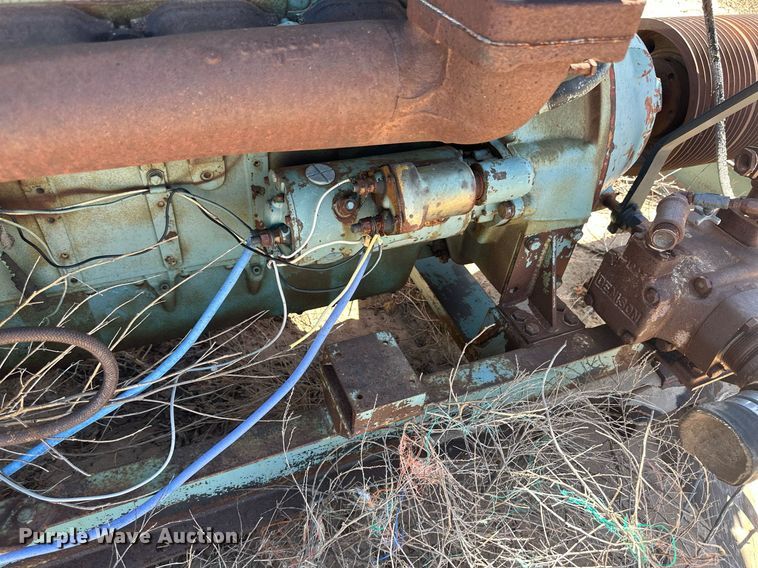 image for item IU9525 Detroit Diesel 12 cylinder diesel engine