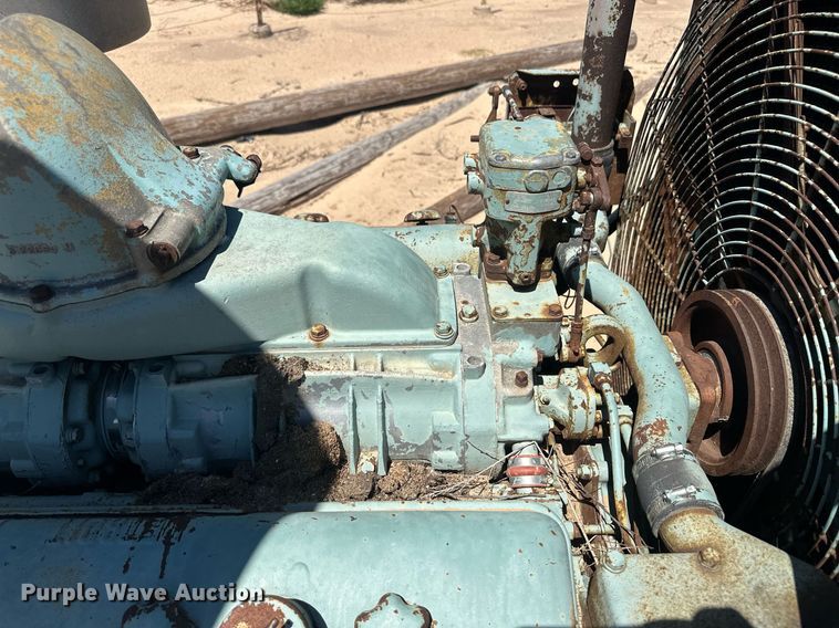 image for item IU9525 Detroit Diesel 12 cylinder diesel engine