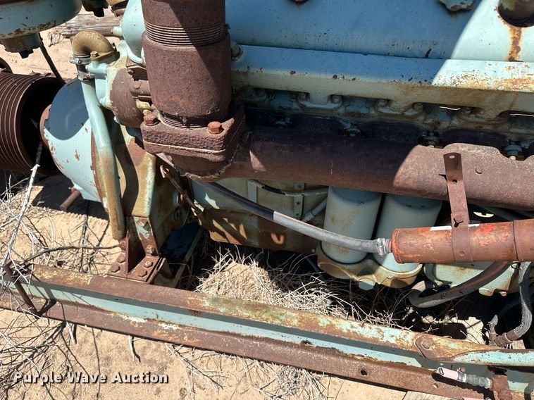 image for item IU9525 Detroit Diesel 12 cylinder diesel engine