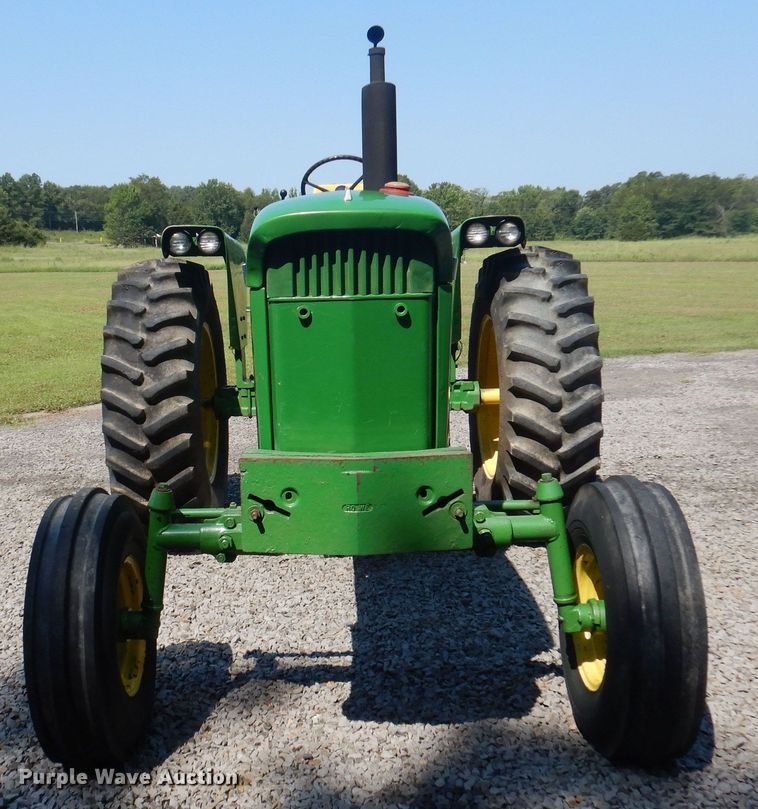 image for item JY9652 1969 John Deere 4020  tractor