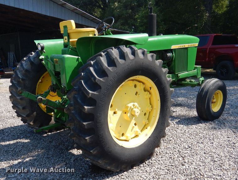 image for item JY9652 1969 John Deere 4020  tractor