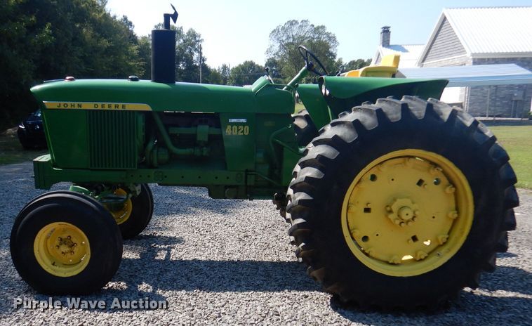 image for item JY9652 1969 John Deere 4020  tractor