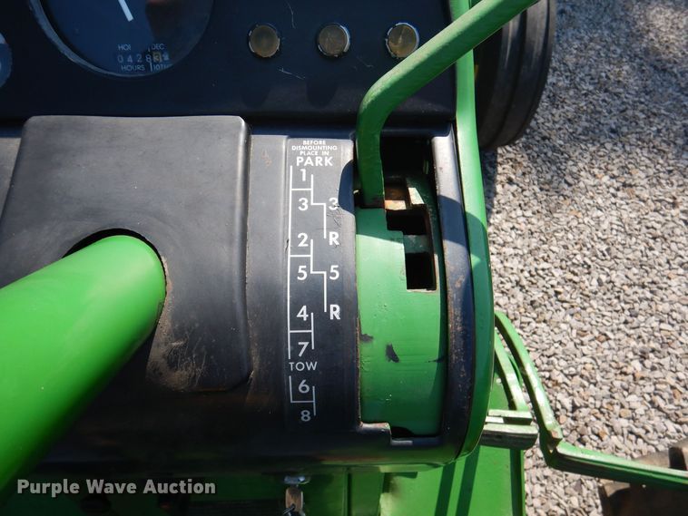 image for item JY9652 1969 John Deere 4020  tractor