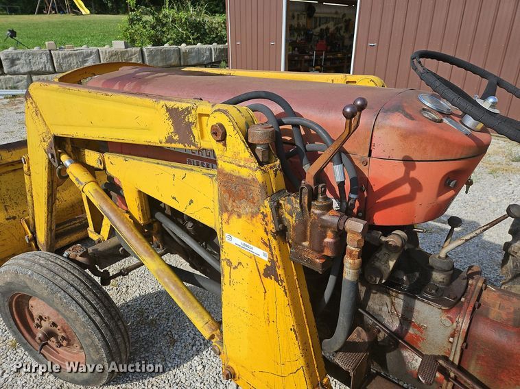 image for item LB9534 1960 Massey Ferguson 65  tractor