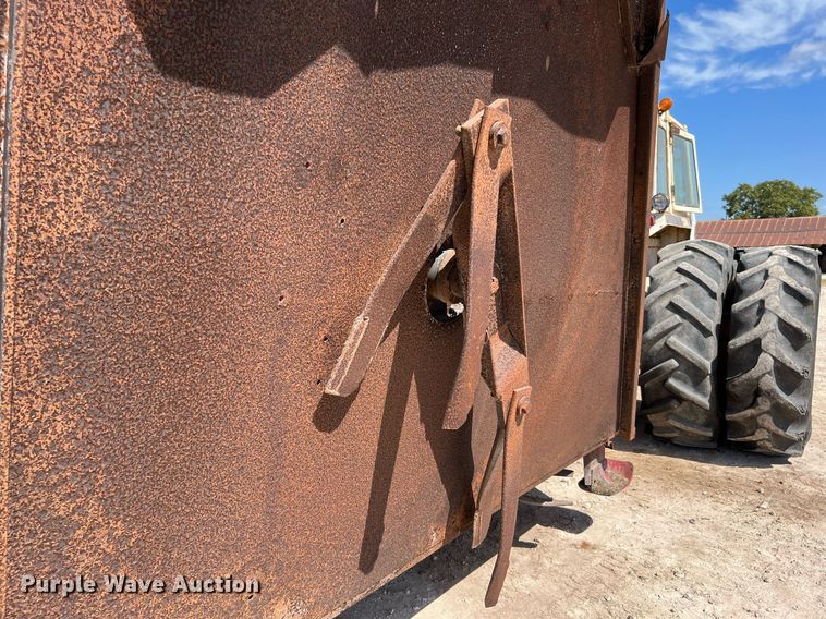 image for item LF9411 M&W PC2040  batwing rotary mower