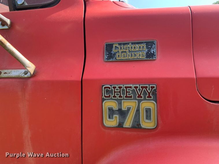 image for item LH9633 1979 Chevrolet C70  grain truck