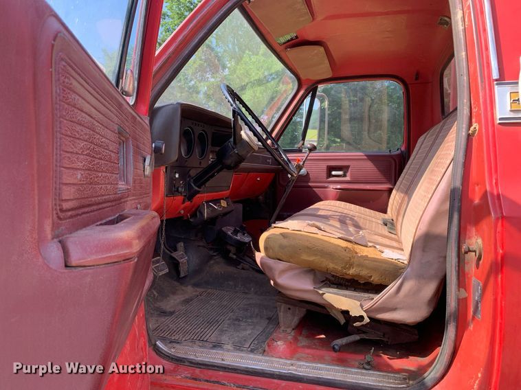 image for item LH9633 1979 Chevrolet C70  grain truck