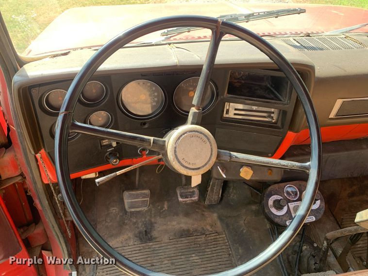 image for item LH9633 1979 Chevrolet C70  grain truck