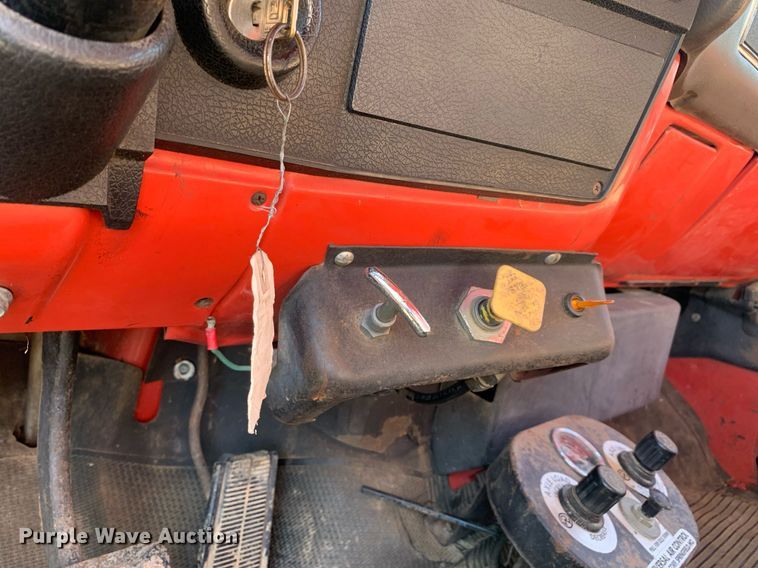 image for item LH9633 1979 Chevrolet C70  grain truck