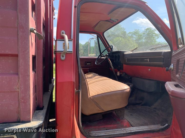 image for item LH9633 1979 Chevrolet C70  grain truck