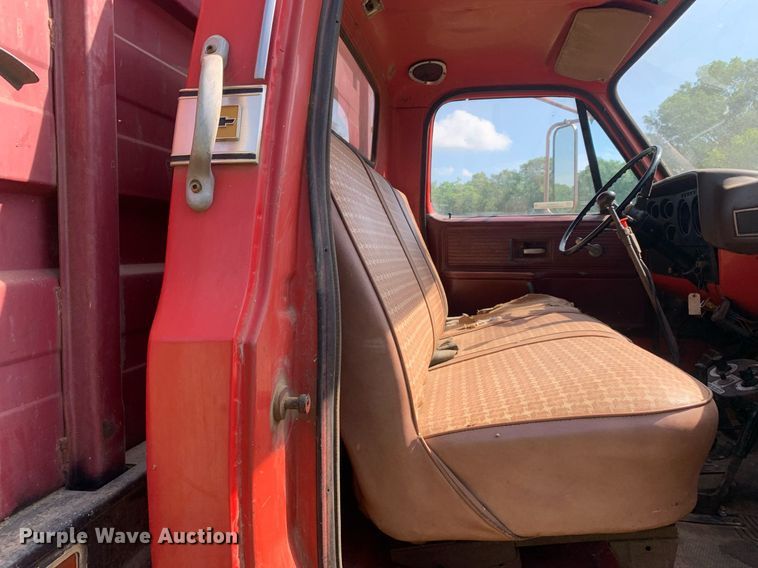 image for item LH9633 1979 Chevrolet C70  grain truck