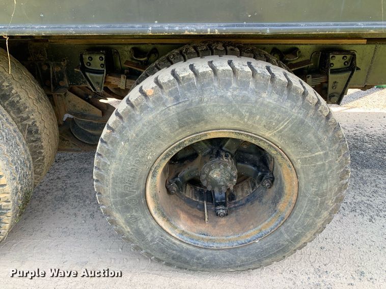 image for item LH9633 1979 Chevrolet C70  grain truck