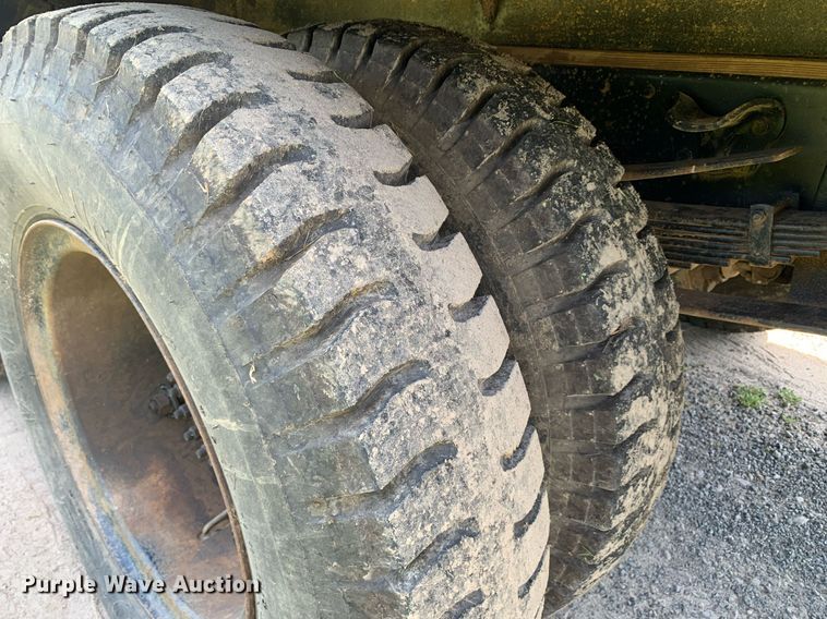 image for item LH9633 1979 Chevrolet C70  grain truck