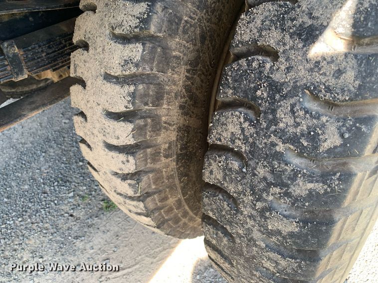 image for item LH9633 1979 Chevrolet C70  grain truck