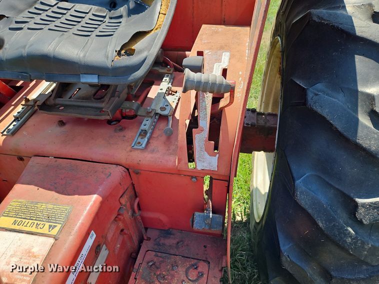 image for item LM9120 International 454  tractor