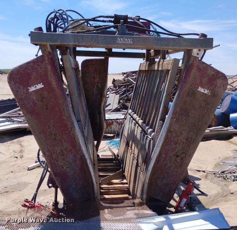 image for item LP9666 WW  squeeze chute