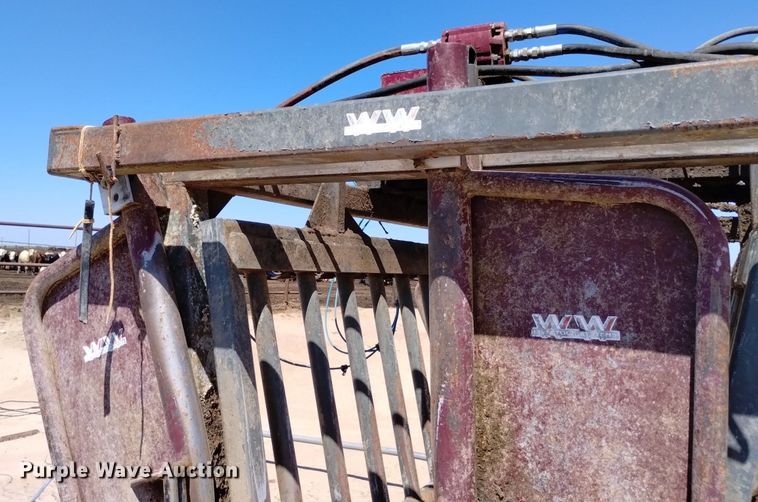 image for item LP9666 WW  squeeze chute