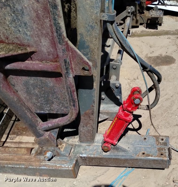 image for item LP9666 WW  squeeze chute