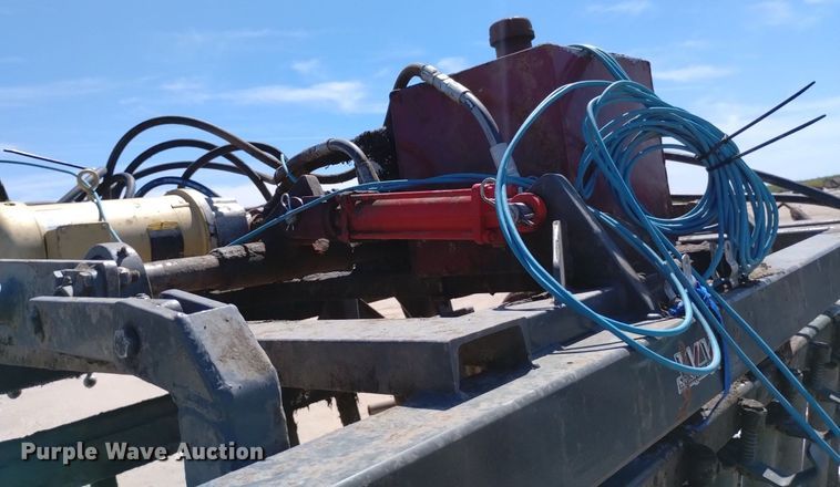 image for item LP9666 WW  squeeze chute