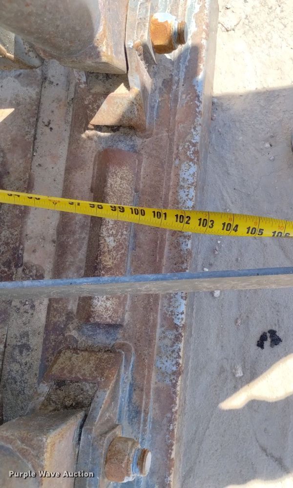 image for item LP9666 WW  squeeze chute