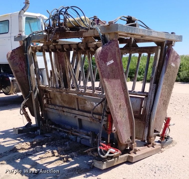 image for item LP9666 WW  squeeze chute