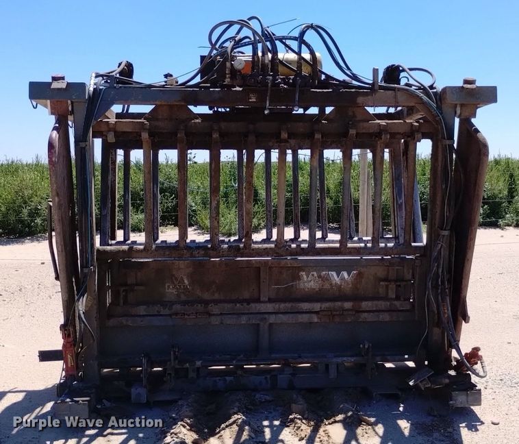 image for item LP9666 WW  squeeze chute