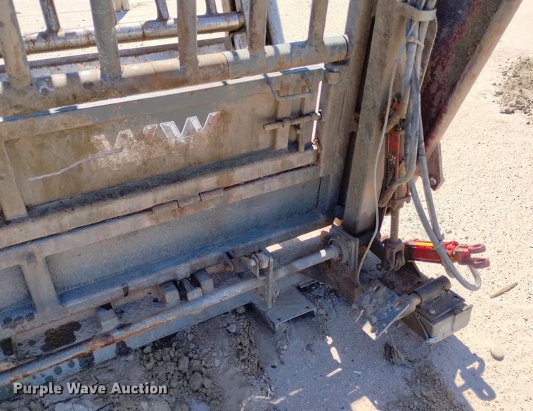 image for item LP9666 WW  squeeze chute