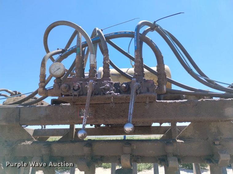 image for item LP9666 WW  squeeze chute