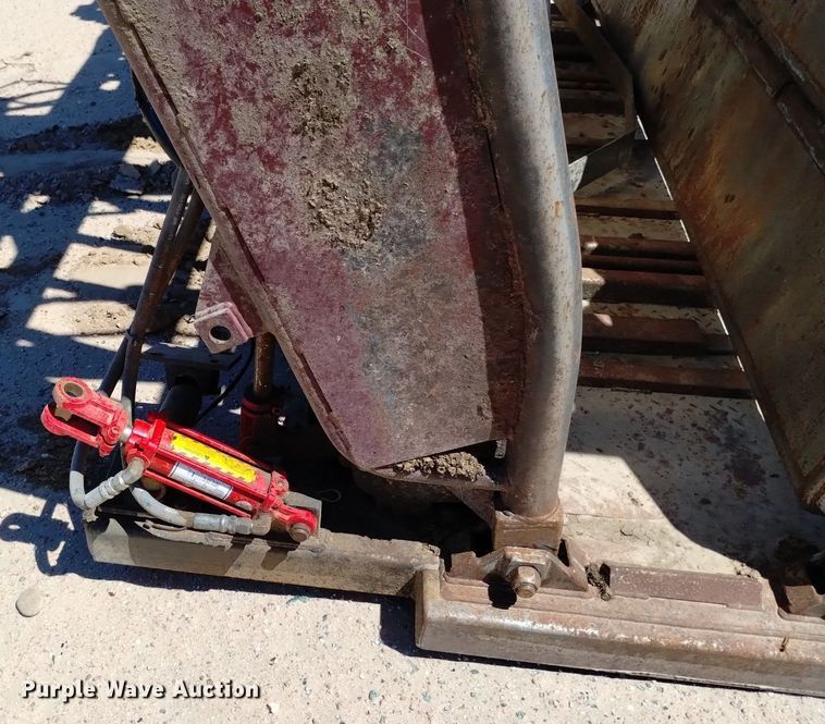 image for item LP9666 WW  squeeze chute