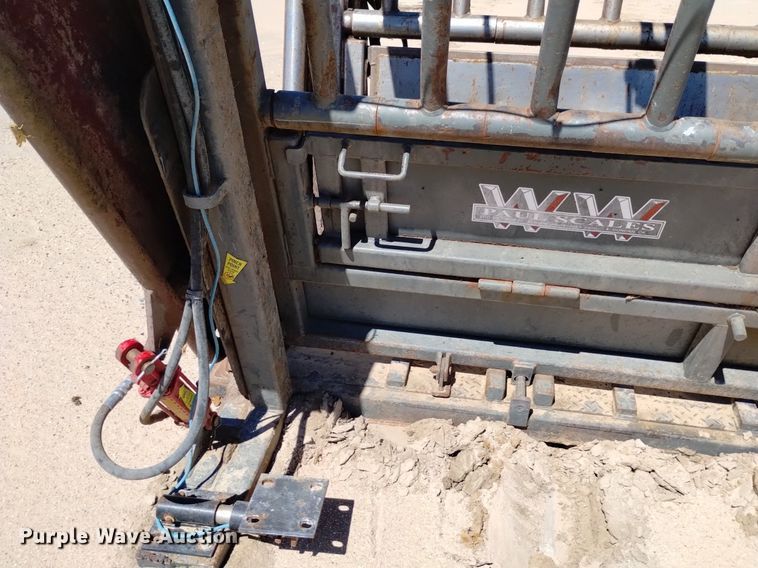 image for item LP9666 WW  squeeze chute