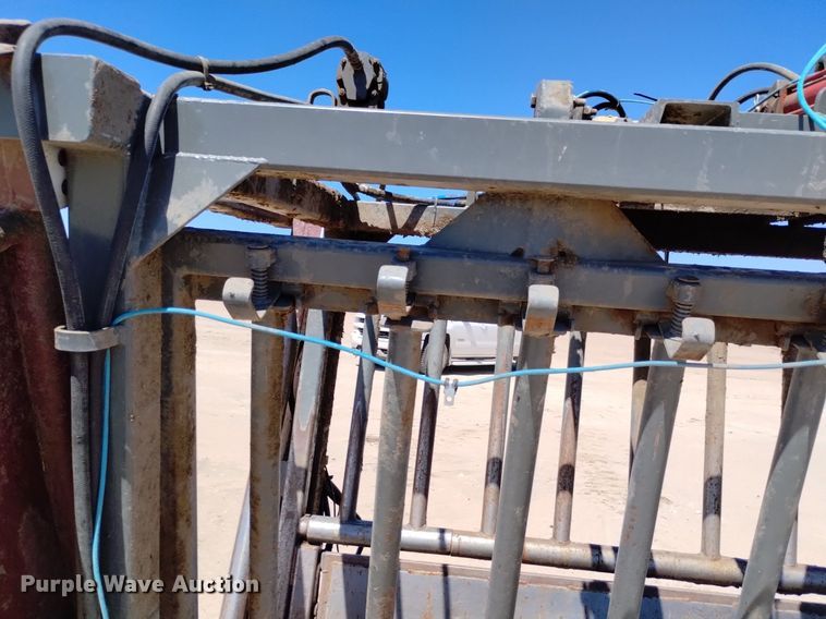 image for item LP9666 WW  squeeze chute