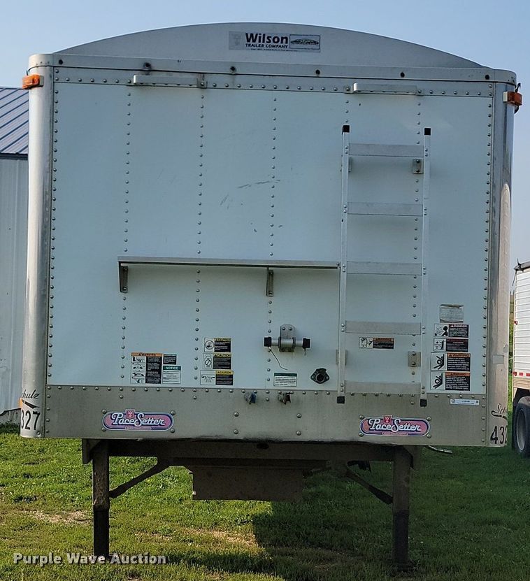 image for item LQ9105 2008 Wilson  grain trailer