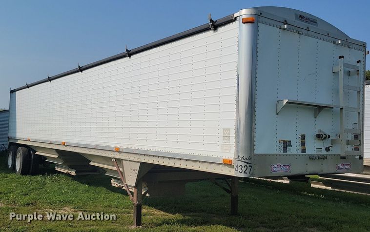 image for item LQ9105 2008 Wilson  grain trailer