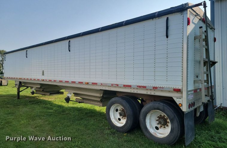 image for item LQ9105 2008 Wilson  grain trailer