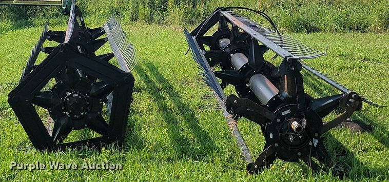 image for item LQ9107 MacDon header parts