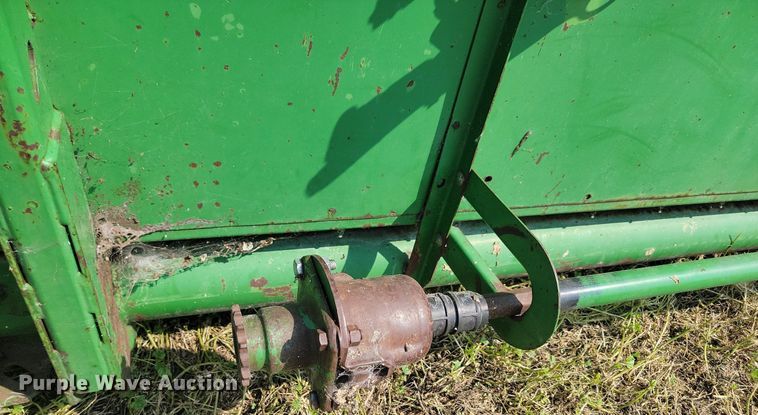 image for item LQ9109 John Deere 930  flex head