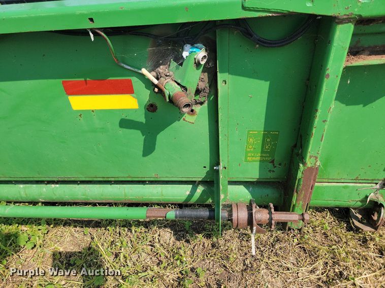 image for item LQ9109 John Deere 930  flex head