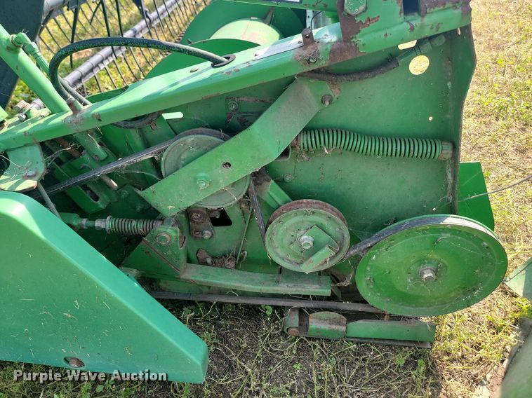 image for item LQ9109 John Deere 930  flex head