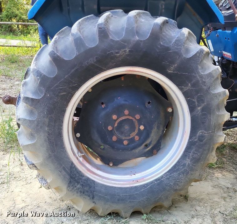 image for item LS9660 Long 2510  MFWD tractor