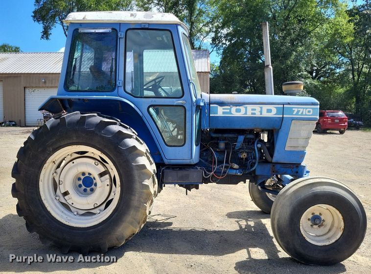 image for item LS9663 Ford 7710  tractor