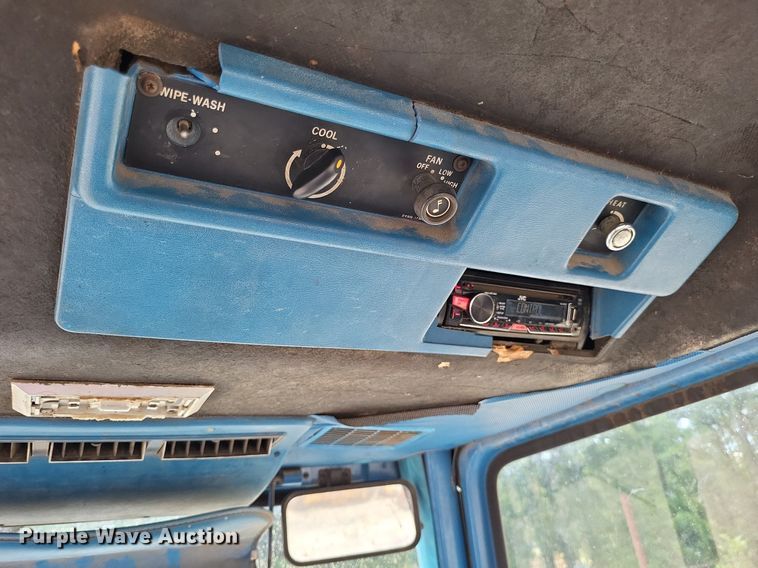 image for item LS9663 Ford 7710  tractor