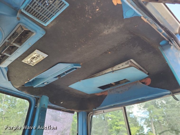 image for item LS9663 Ford 7710  tractor