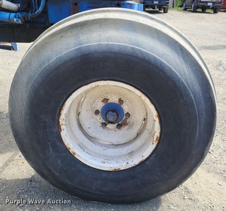image for item LS9663 Ford 7710  tractor